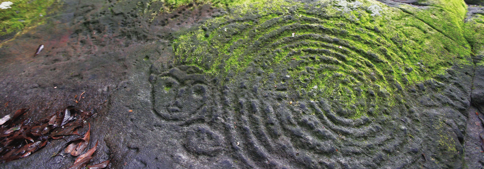 萬山岩雕考古遺址