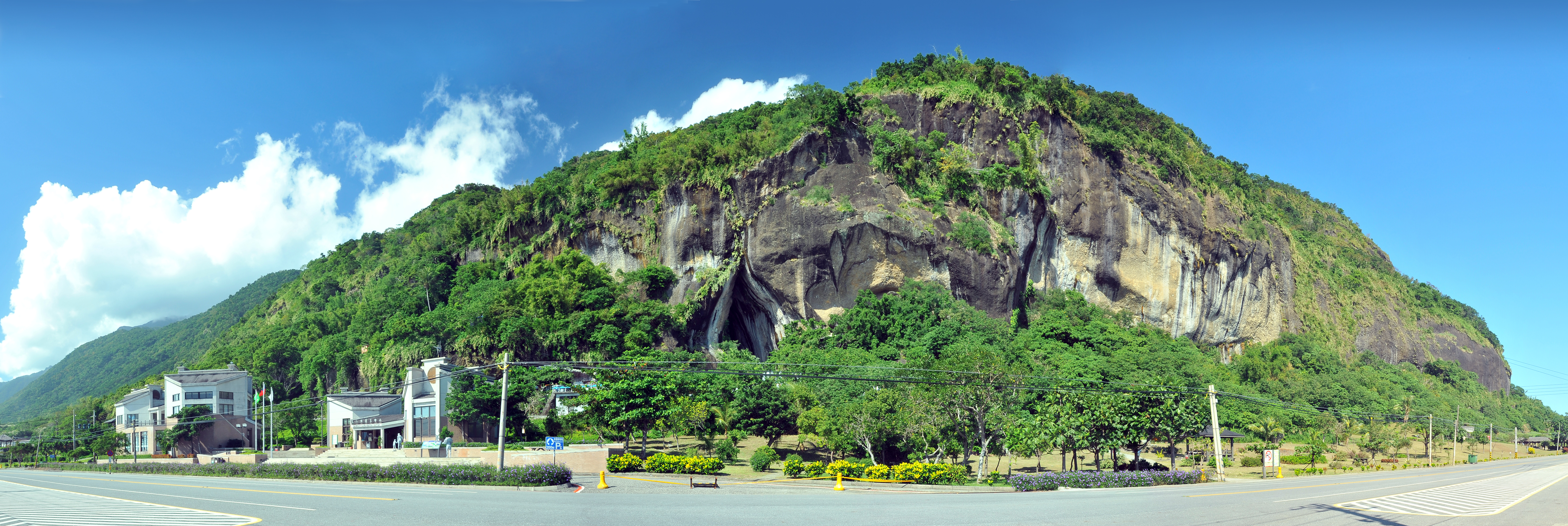 八仙洞考古遺址全景照