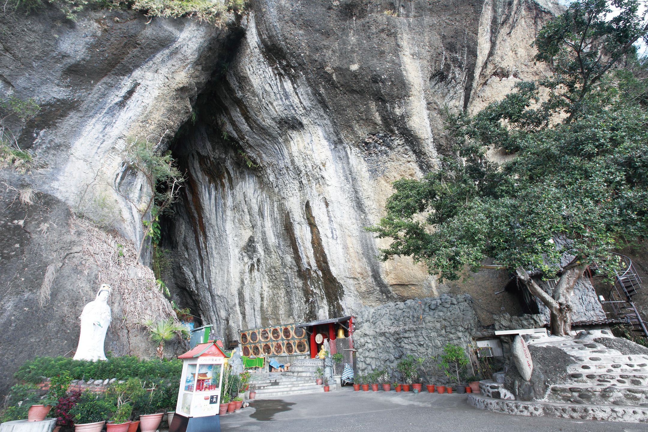 八仙洞考古遺址